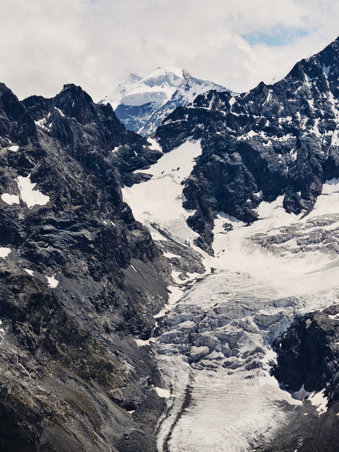sur-les-traces-de-friedrich-nietzsche-a-sils-maria-en-suisse-vue-du-sommet-de-corvatsch_roberto-frankenberg